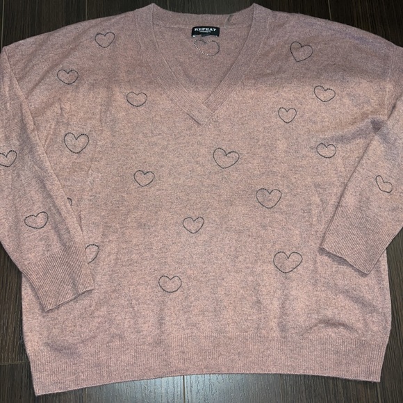 REPEAT Cashmere V-Neck Sweater, XS - Picture 5 of 9